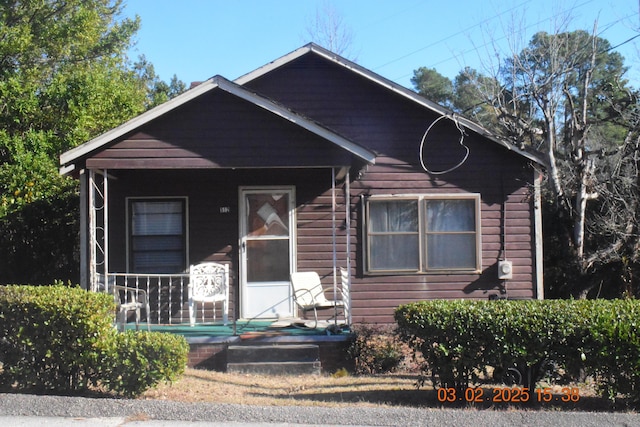 bungalow featuring covered porch