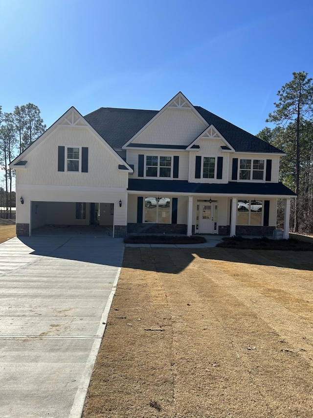 view of front facade with a carport