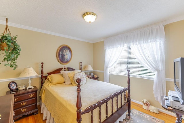2161 Chadwick Rd, Augusta, GA 30906 - bedroom featuring light wood-style floors and crown molding