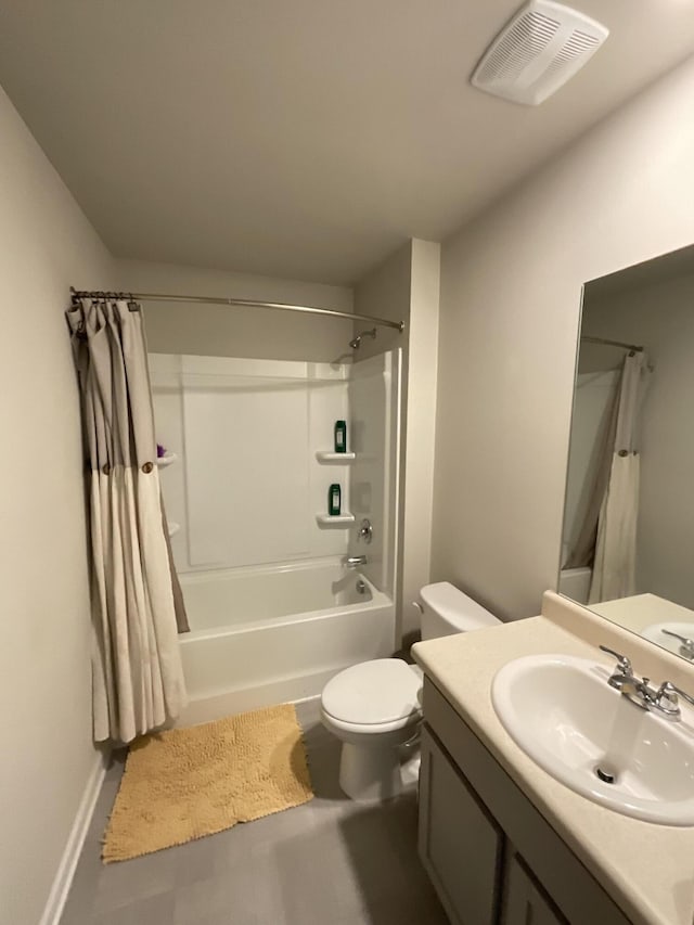 134 Grindle Shls, Grovetown, GA 30813 - full bathroom with shower / bath combination with curtain, vanity, toilet, and baseboards
