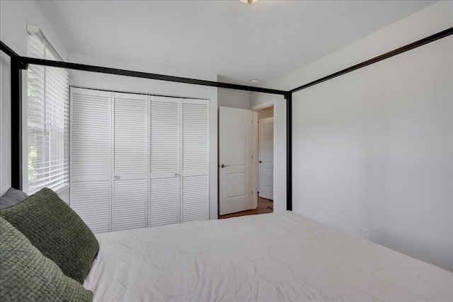bedroom featuring a closet