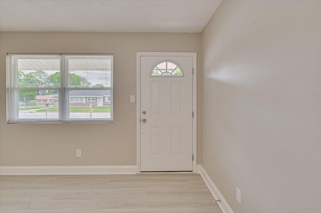 415 Aiken St, Augusta, GA 30901 - foyer entrance featuring light wood-style flooring and baseboards