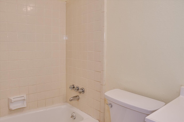 3515 Potomac Dr, Augusta, GA 30906 - bathroom featuring toilet and shower / bathtub combination