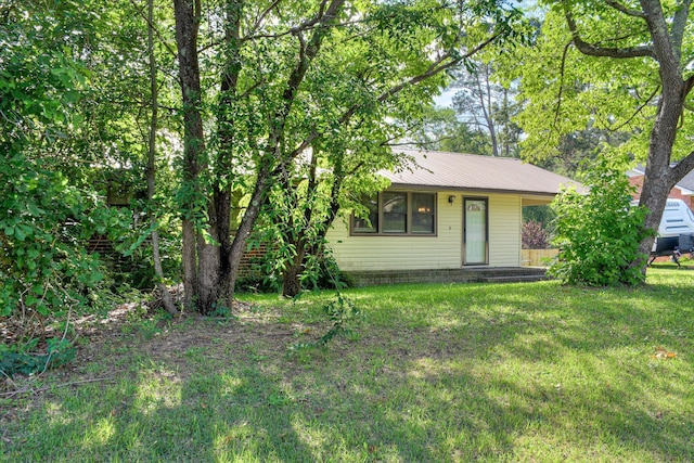 3515 Potomac Dr, Augusta, GA 30906 - view of front of house featuring a front lawn, a porch, and metal roof