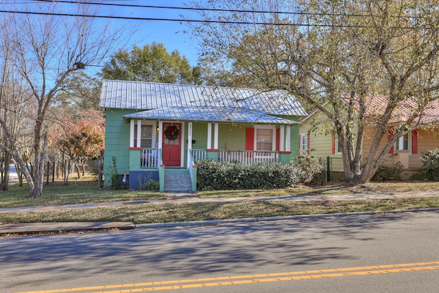 view of front of property with a porch