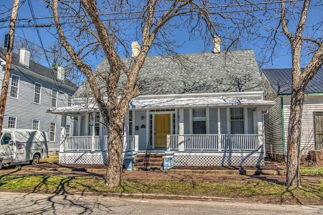 view of front of house with covered porch