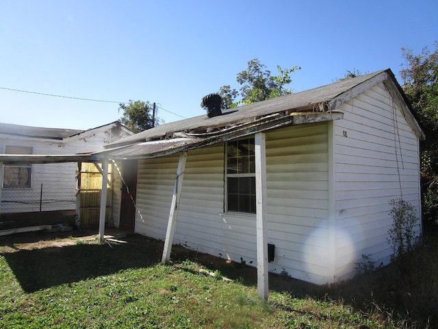 view of side of home