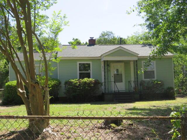 2810 Anne St, Augusta, GA 30906 - view of front facade featuring a chimney