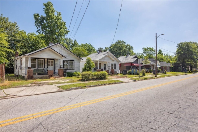 bungalow-style home with covered porch