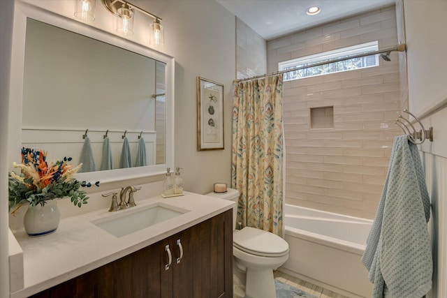 118 Bereau Dr, Mccormick, SC 29835 - full bath featuring toilet, vanity, and shower / bath combo