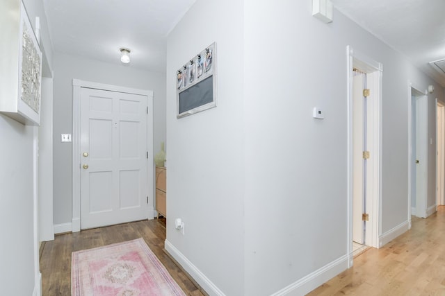 3202 Norris Ct, Augusta, GA 30907 - entryway featuring light wood-style floors and baseboards