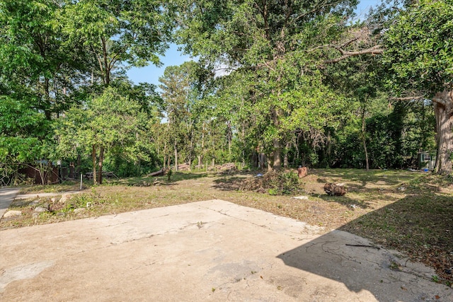464 Rachel Dr, Evans, GA 30809 - view of yard featuring a patio