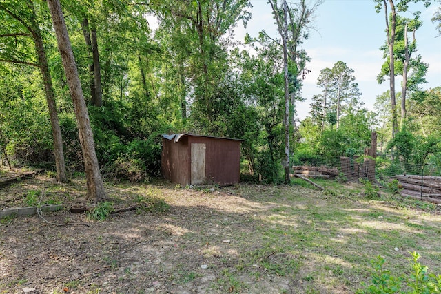 464 Rachel Dr, Evans, GA 30809 - view of yard with a shed