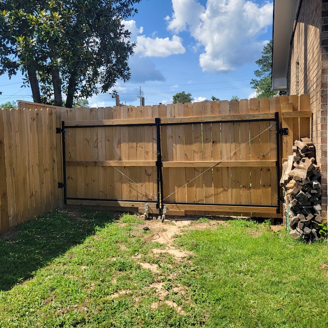 3597 Parliament Pl, Martinez, GA 30907 - view of yard with a gate