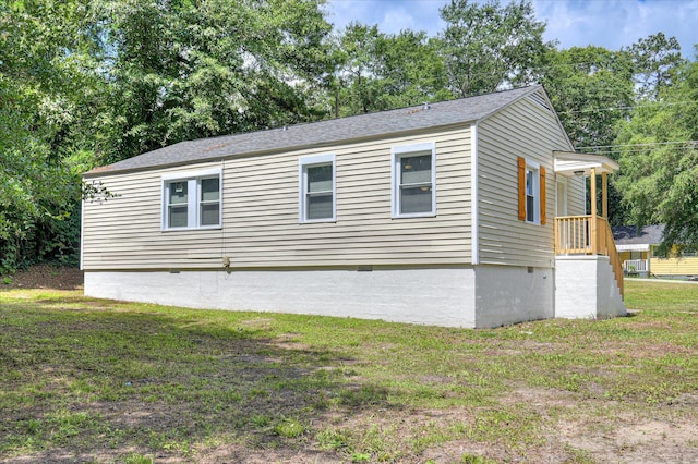 2426 Dickey Rd, Augusta, GA 30906 - view of home's exterior featuring a yard, crawl space, and roof with shingles