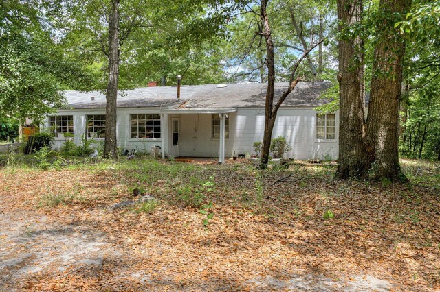 2514 Lumpkin Rd, Augusta, GA 30906 - view of front facade featuring concrete block siding