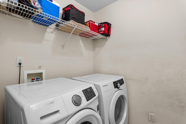 2795 Davis Mill Rd, Hephzibah, GA 30815 - washroom featuring washer and dryer and laundry area