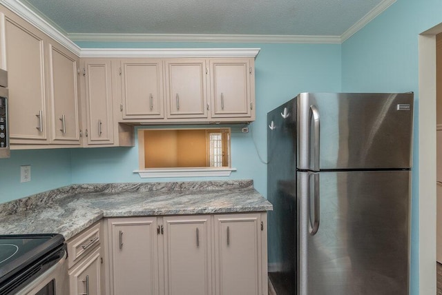 2119 Turtle Ct, Augusta, GA 30907 - kitchen with freestanding refrigerator and crown molding