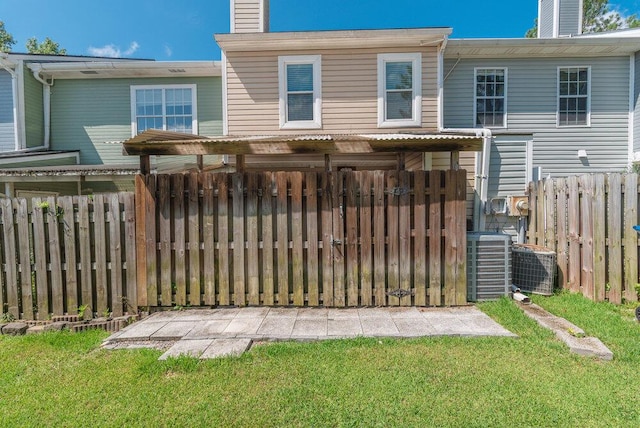 2119 Turtle Ct, Augusta, GA 30907 - rear view of house with a chimney
