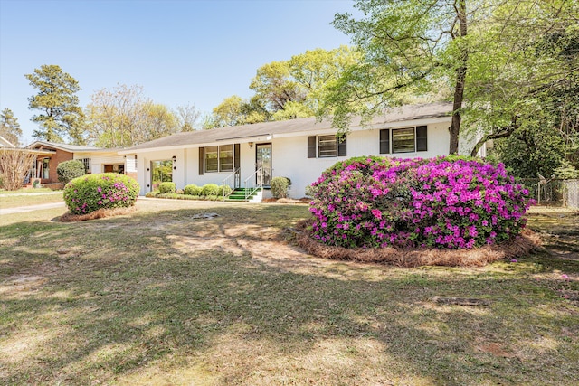 ranch-style house featuring a porch