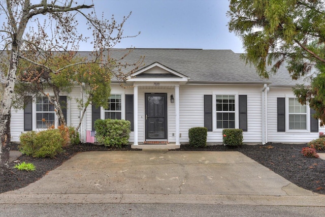 view of front of house