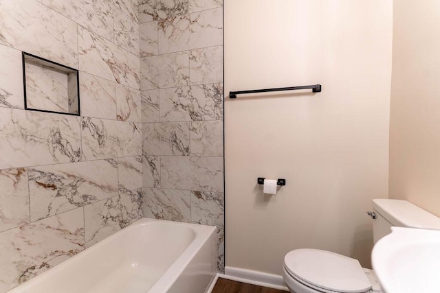 2011 Kennedy Dr, Augusta, GA 30904 - full bathroom featuring toilet and baseboards