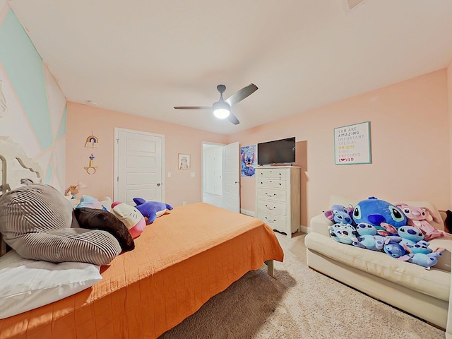 bedroom with carpet flooring and ceiling fan