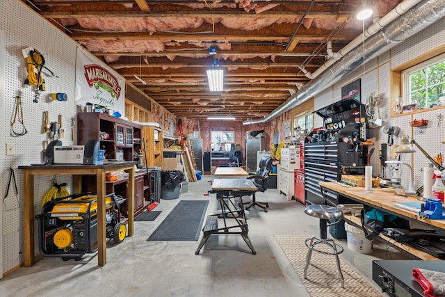197 River Bend Dr, Clarks Hill, SC 29821 - below grade area with a workshop area