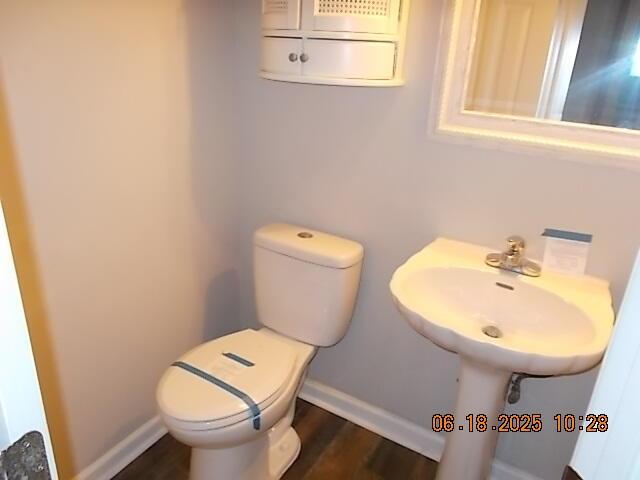 967 Windmill Pkwy, Evans, GA 30809 - bathroom featuring wood finished floors