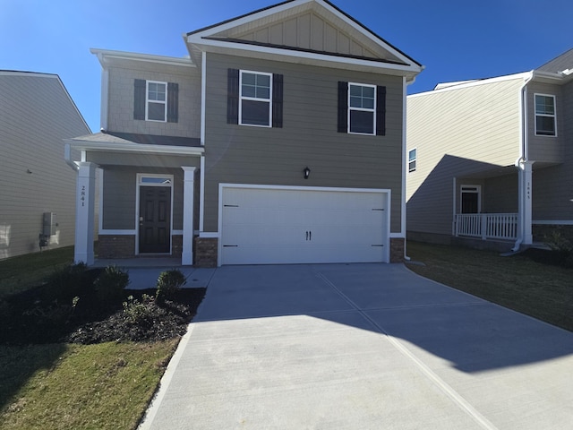 view of front of home featuring a garage