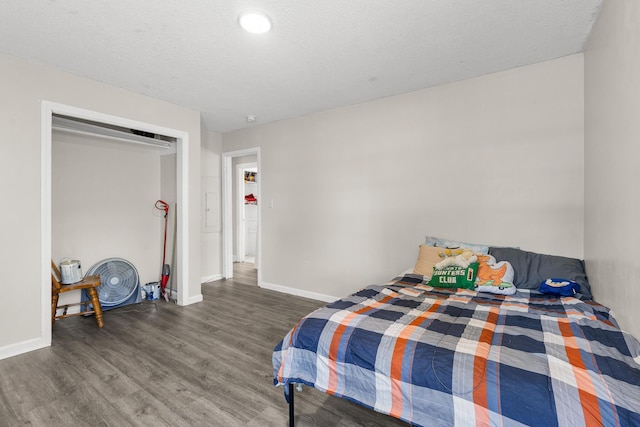 2144 Reedale Ave, Augusta, GA 30906 - bedroom with wood finished floors and baseboards