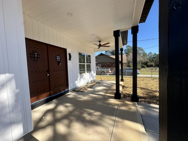 view of patio with a porch and ceiling fan