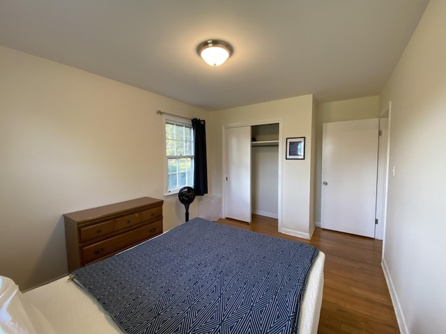 2416 Forest Park Rd, Augusta, GA 30904 - bedroom featuring wood finished floors and a closet