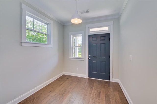 997 Glenhaven Dr, Evans, GA 30809 - entrance foyer featuring wood-type flooring and crown molding