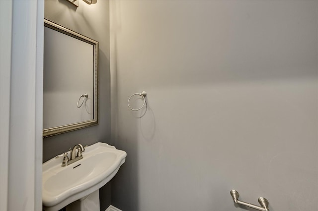 997 Glenhaven Dr, Evans, GA 30809 - bathroom with a sink