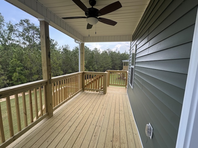 deck with a ceiling fan