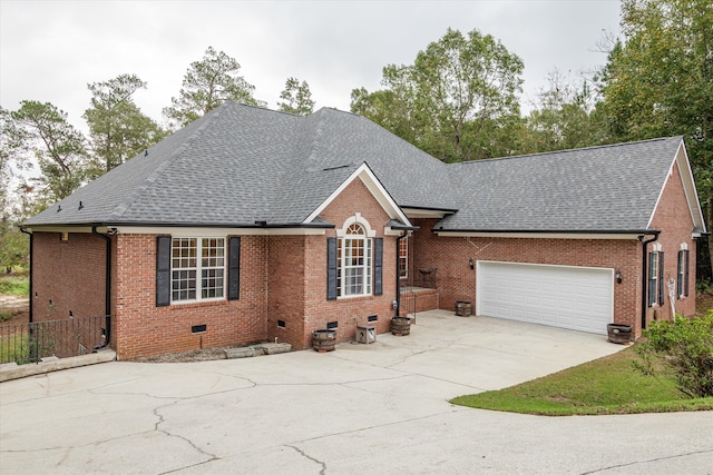 view of front facade with a garage