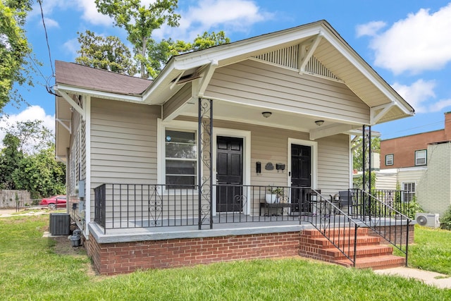 209 Ellis St, Augusta, GA 30901 - shotgun-style home with a porch