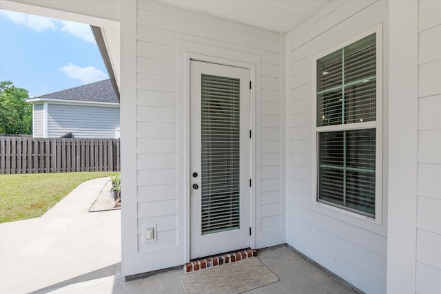 529 River Oaks Ln, Evans, GA 30809 - view of doorway to property