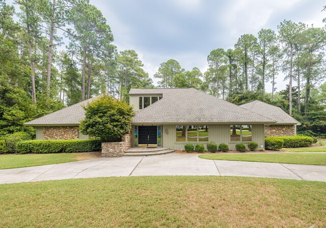 2 Highgate Cir, Augusta, GA 30909 - view of front of property featuring a porch and a front lawn
