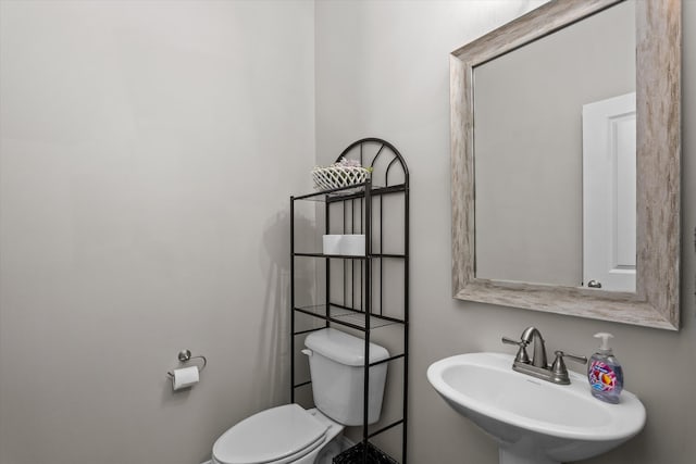 165 Myrtle Grv Trl, Evans, GA 30809 - half bathroom with a sink and toilet