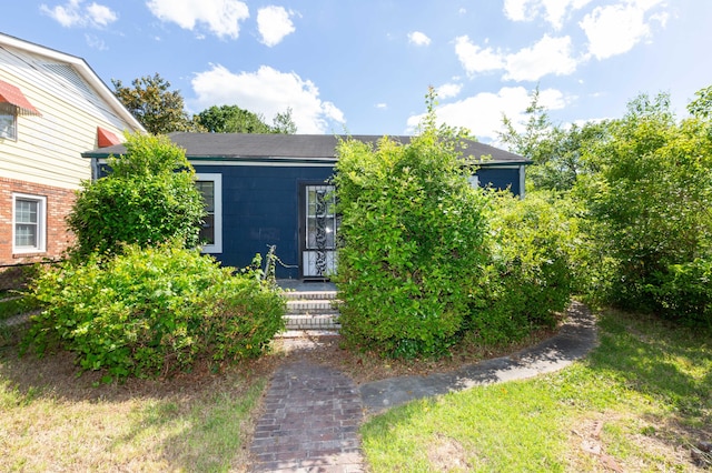 1468 Dewitt St, Augusta, GA 30901 - view of front facade featuring concrete block siding