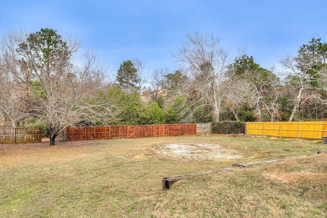 4325 Creekview Dr, Hephzibah, GA 30815 - view of yard