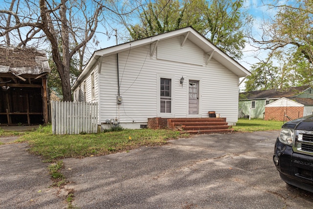 208 W W Hall St, Thomson, GA 30824 - view of front of home featuring entry steps