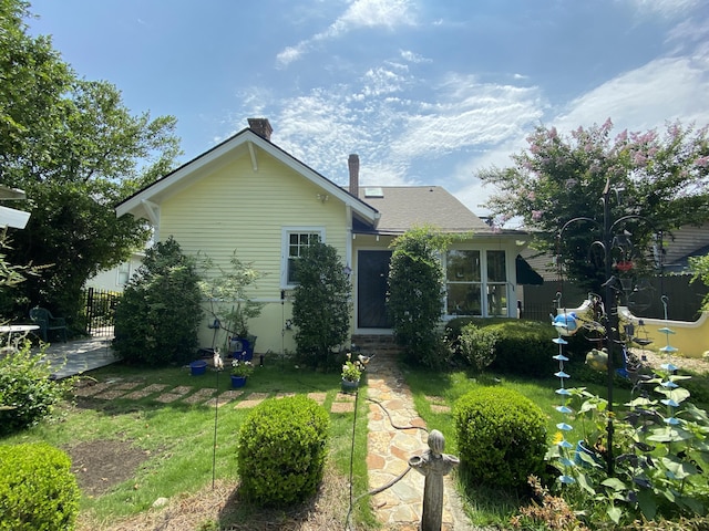 1433 Glenn Ave, Augusta, GA 30904 - view of front of property featuring a chimney
