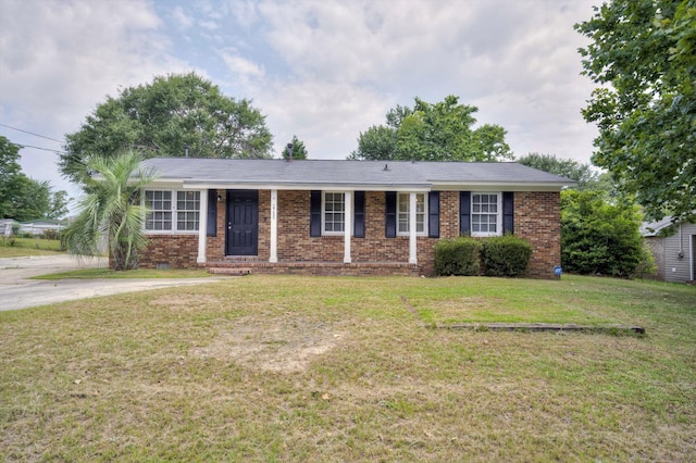 2705 S Vernon Dr, Augusta, GA 30906 - ranch-style house featuring a front yard and brick siding