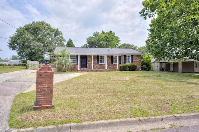 2705 S Vernon Dr, Augusta, GA 30906 - single story home featuring a front yard, brick siding, and concrete driveway