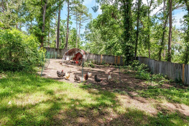 914 Deercrest Cir, Evans, GA 30809 - fenced backyard featuring an outdoor structure