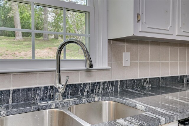 986 Campbellton Dr, North Augusta, SC 29841 - kitchen view of white cabinetry and decorative backsplash