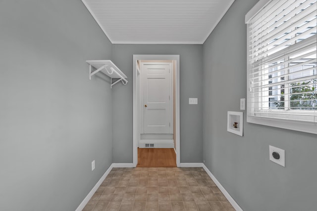 207 W Liberty St, Washington, GA 30673 - laundry area featuring laundry area, hookup for a washing machine, ornamental molding, and hookup for an electric dryer